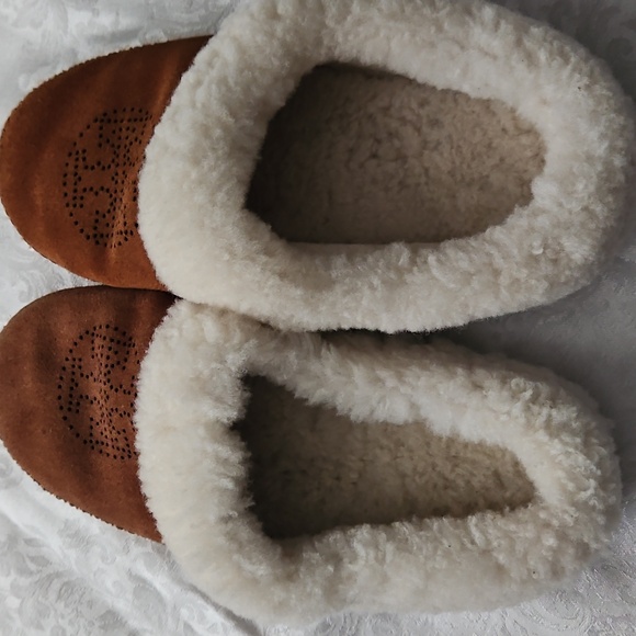 Tory Burch Coley Slippers, Size 8.5. - Picture 4 of 10